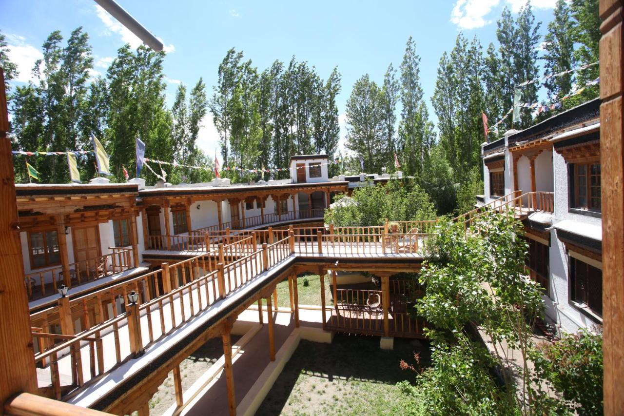 Lha-Ri-Sa Resort Leh Eksteriør billede
